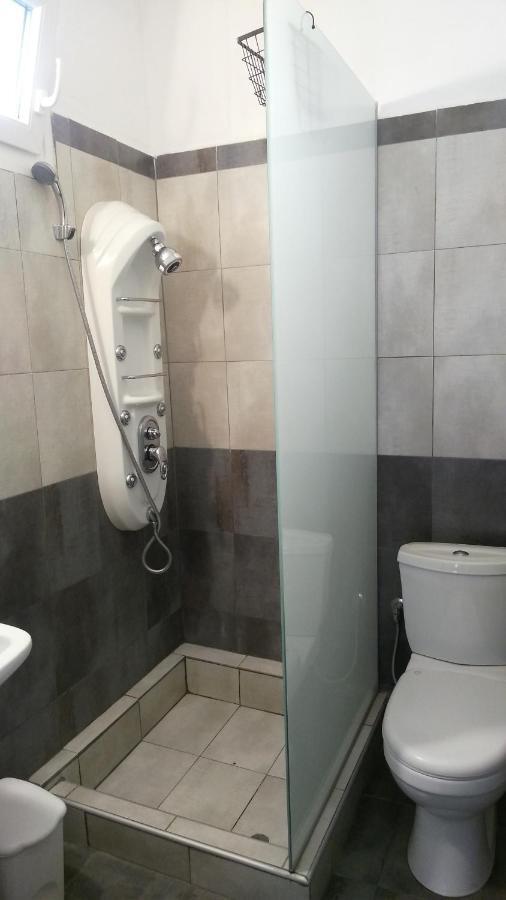 Psarou Apartments Paralía Skotínis Kültér fotó