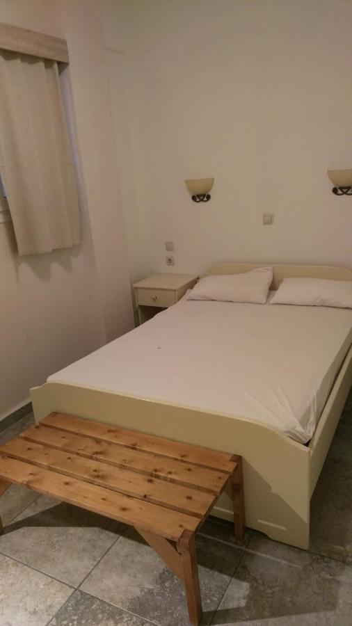 Psarou Apartments Paralía Skotínis Kültér fotó