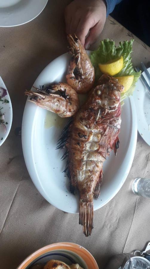 Psarou Apartments Paralía Skotínis Kültér fotó