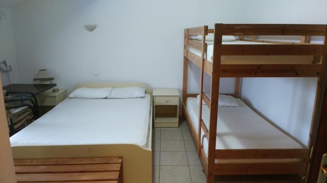 Psarou Apartments Paralía Skotínis Kültér fotó