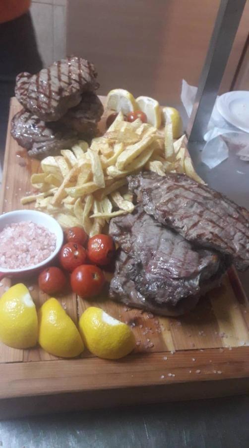 Psarou Apartments Paralía Skotínis Kültér fotó